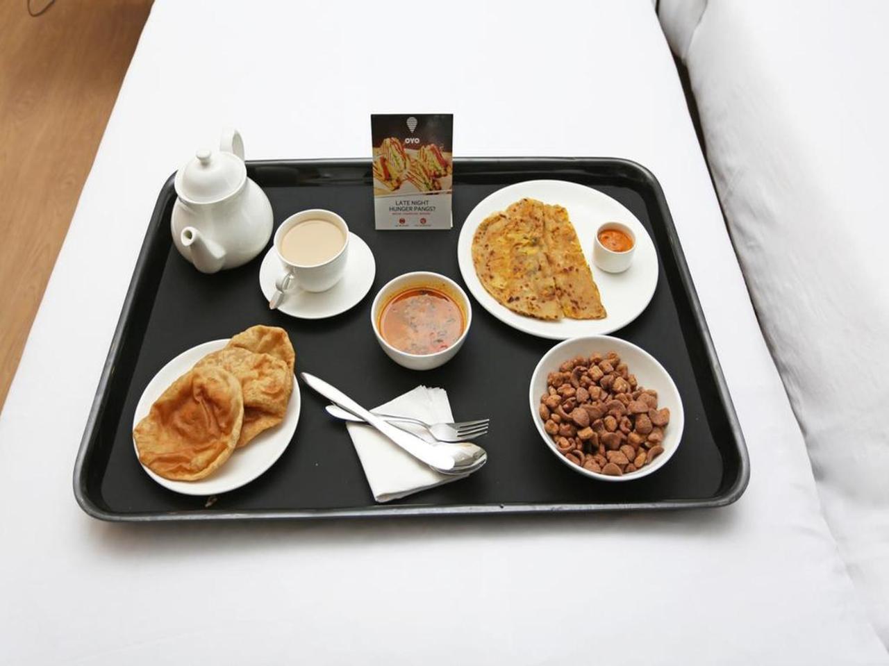 Oyo 195 Global Hotel And Resort Katmandu Eksteriør bilde